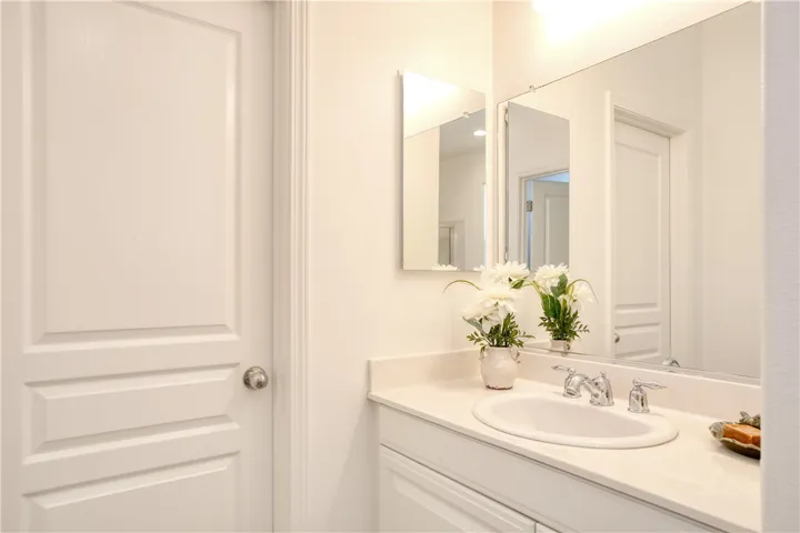 3591 Sacramento Drive 50, San Luis Obispo, California 93401