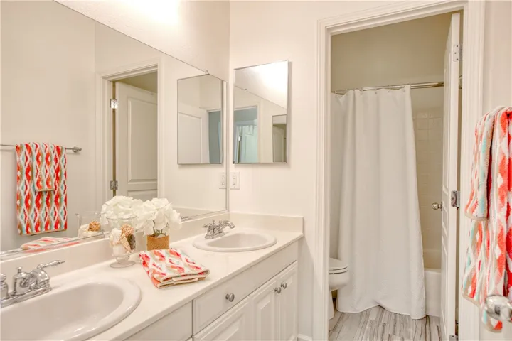 3591 Sacramento Drive 50, San Luis Obispo, California 93401