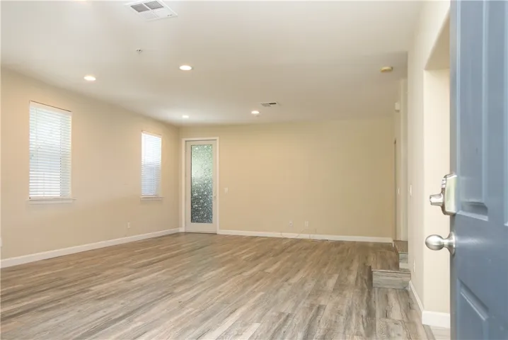 3591 Sacramento Drive 50, San Luis Obispo, California 93401