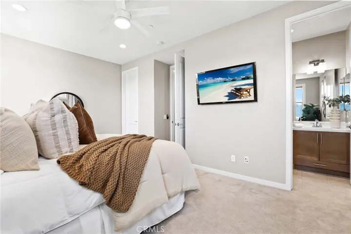 7 Alienta Lane, Rancho Mission Viejo, California 92694