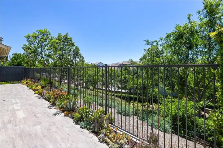 7 Alienta Lane, Rancho Mission Viejo, California 92694
