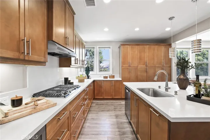 7 Alienta Lane, Rancho Mission Viejo, California 92694