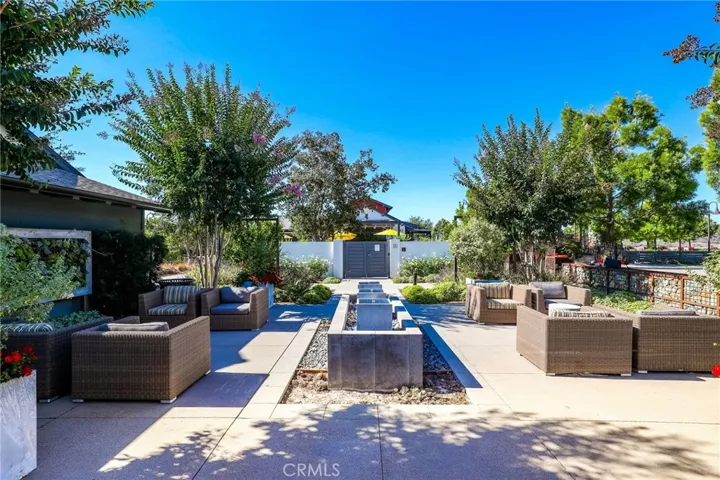 7 Alienta Lane, Rancho Mission Viejo, California 92694
