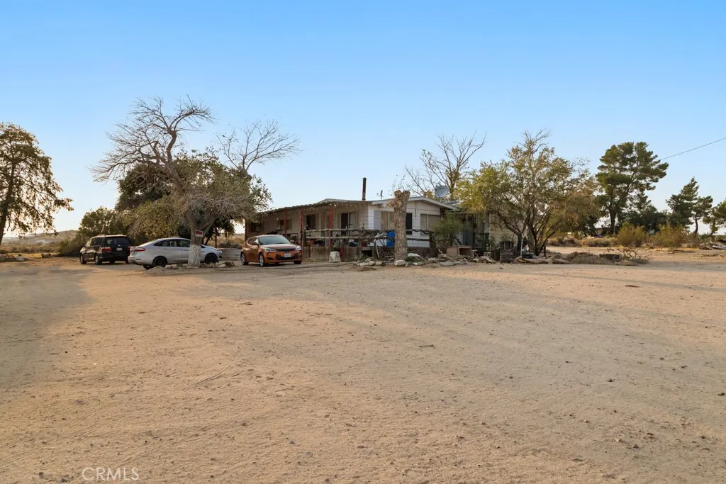 16736 Wild Road, Helendale, California 92342 home-pic-42