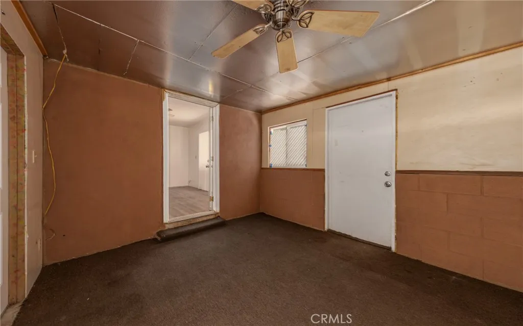 322 E 11th Street, Beaumont, California 92223 home-pic-11