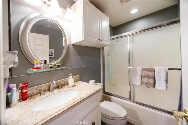 DOWNSTAIRS BATHROOM