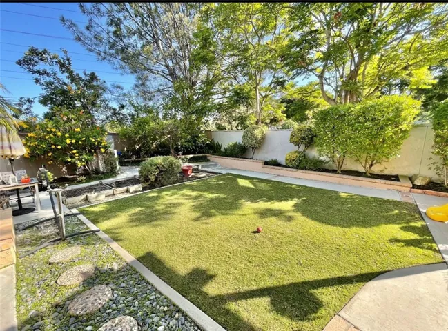 47 Sandalwood, Aliso Viejo, California 92656