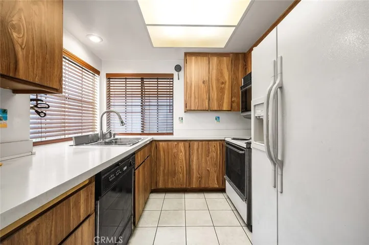 12555 Euclid Street 2, Garden Grove, California 92840