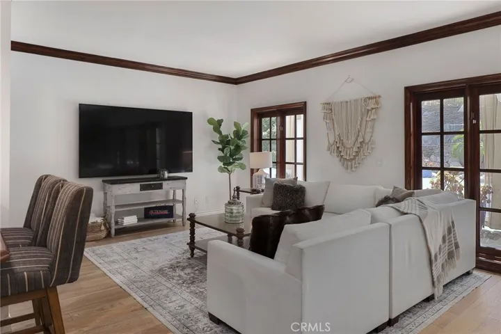 6137 Paseo La Vista, Woodland Hills, California 91367