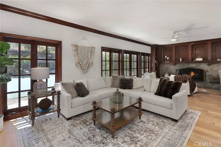 6137 Paseo La Vista, Woodland Hills, California 91367