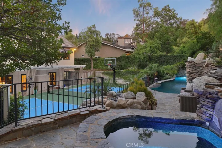 6137 Paseo La Vista, Woodland Hills, California 91367