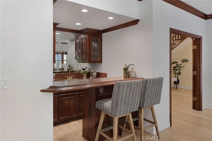 6137 Paseo La Vista, Woodland Hills, California 91367