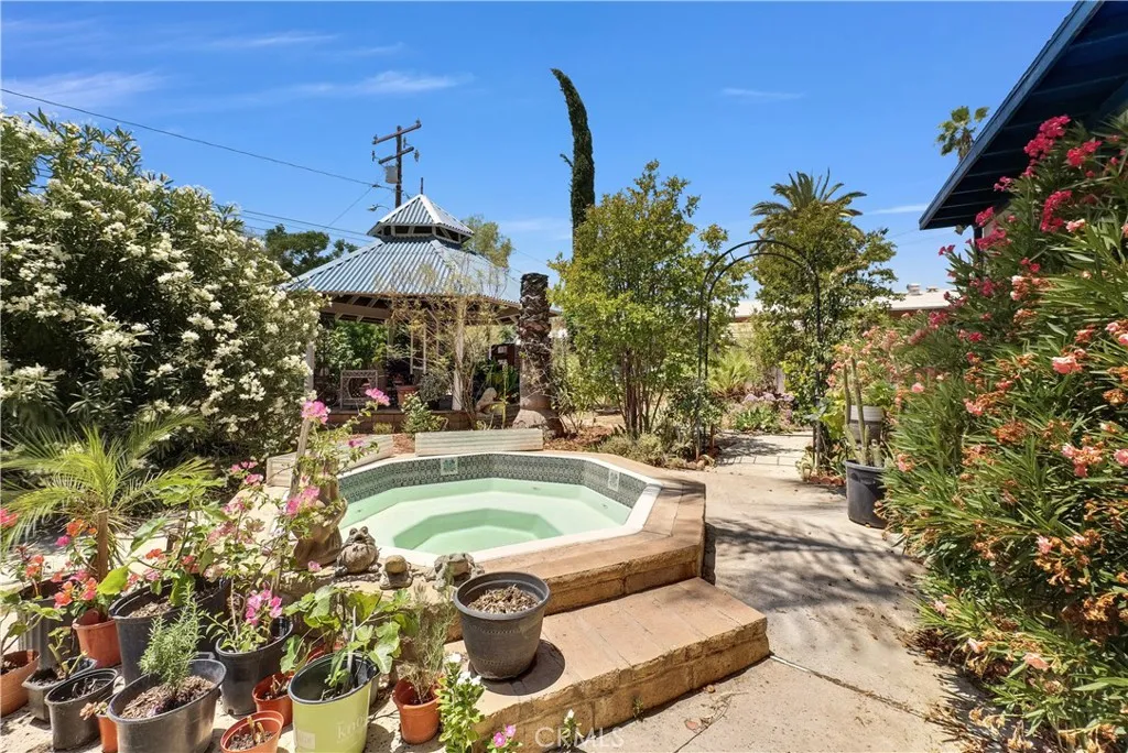 239 W 7th Street, Perris, California 92570 home-pic-28