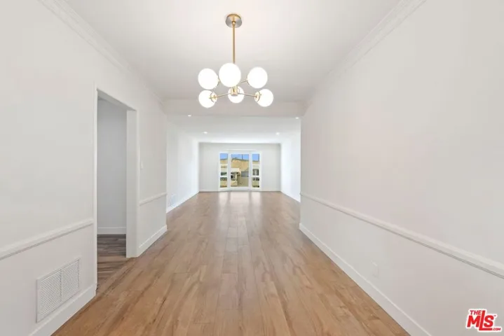 1250 N Crescent Heights Boulevard 1, West Hollywood, California 90046