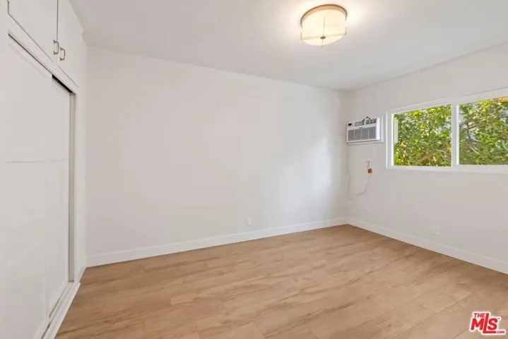 1250 N Crescent Heights Boulevard 1, West Hollywood, California 90046