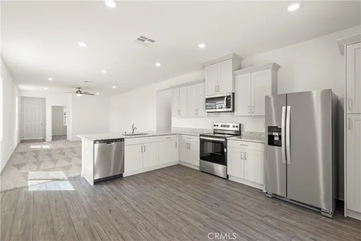42487 Isla Court, Indio, California 92201