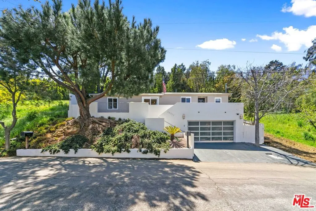 26322 Fairside Road, Malibu, California 90265, 2 Bedrooms Bedrooms, ,2 BathroomsBathrooms,Residential Lease,For Rent,Fairside,25560261