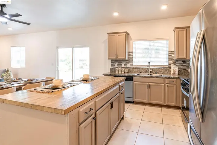 3119 Grizzly St, Merced, California 95341-8238