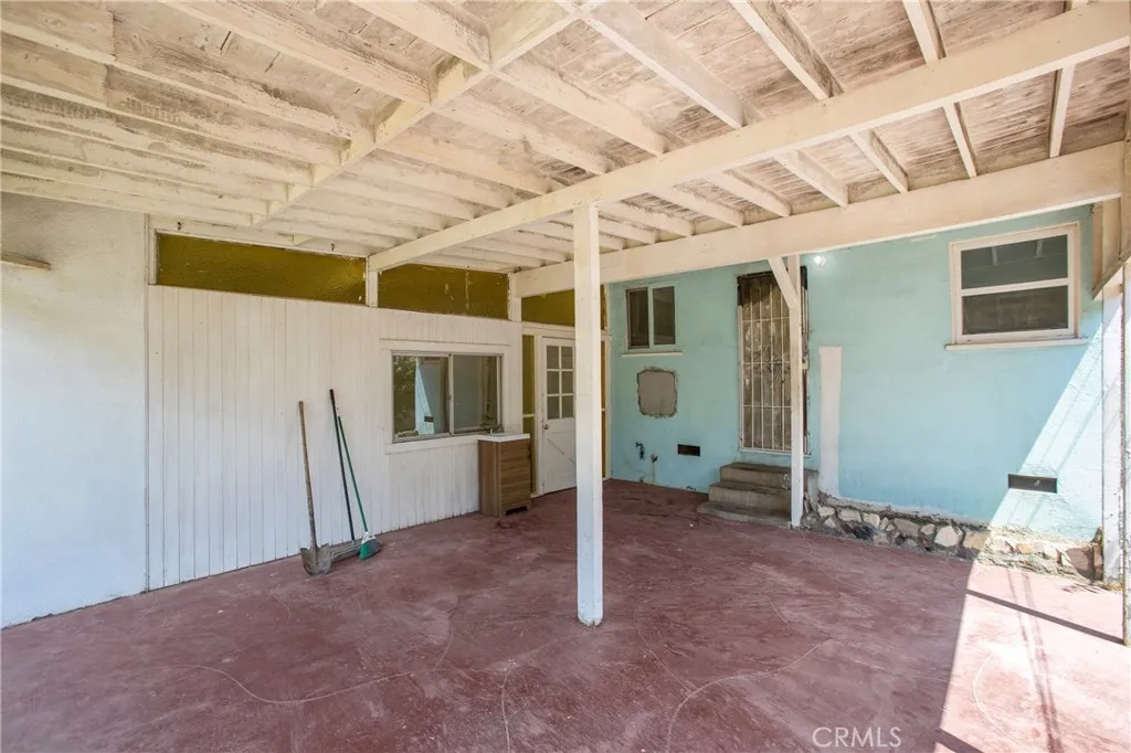 2210 W 7th Street, Santa Ana, California 92703 home-pic-18