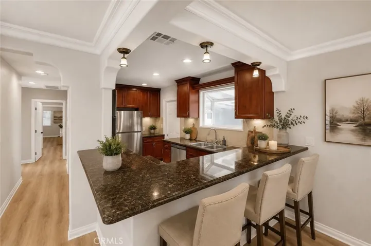 Kitchen counter virtually staged