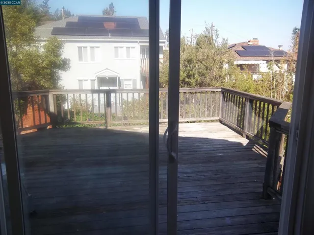 25 Main, Martinez, California 94553
