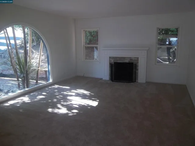 25 Main, Martinez, California 94553