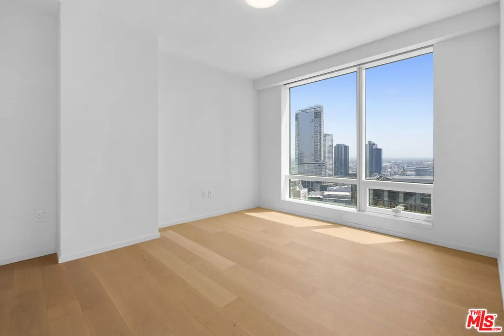 877 Francisco Street 2811, Los Angeles, California 90017 home-pic-22