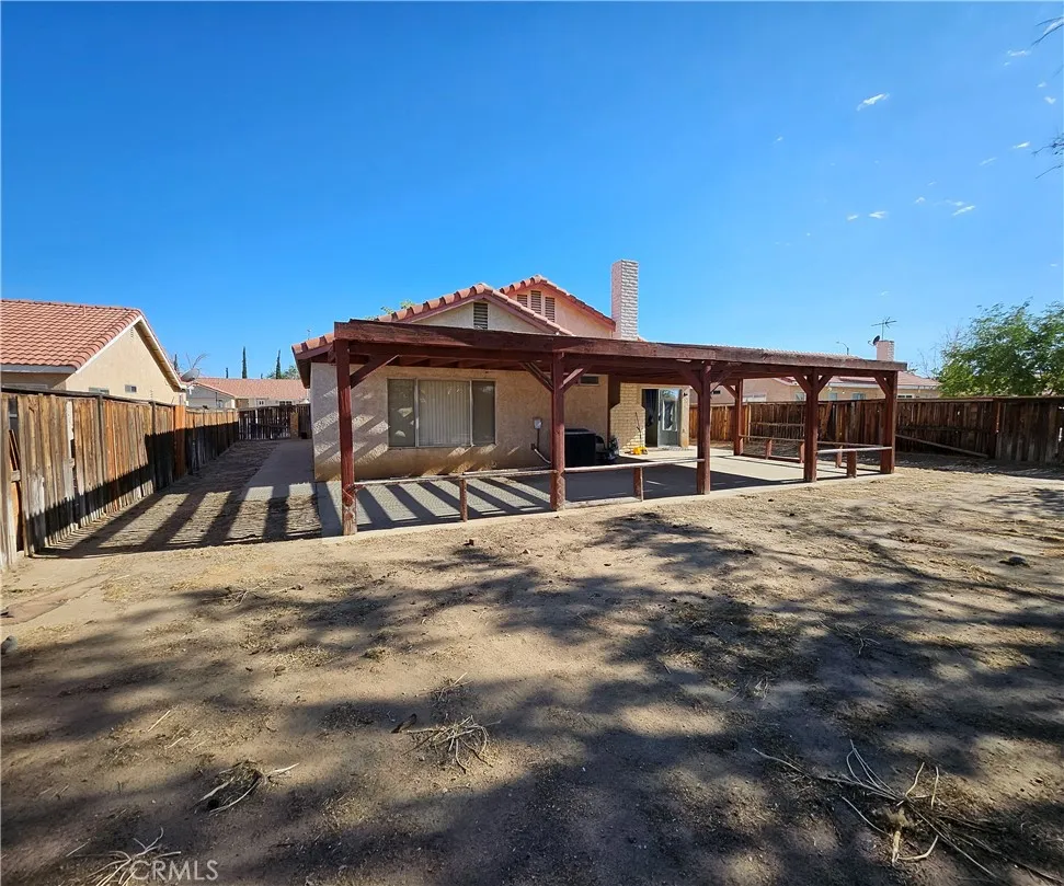 10966 Willow Lane, Adelanto, California 92301 home-pic-20
