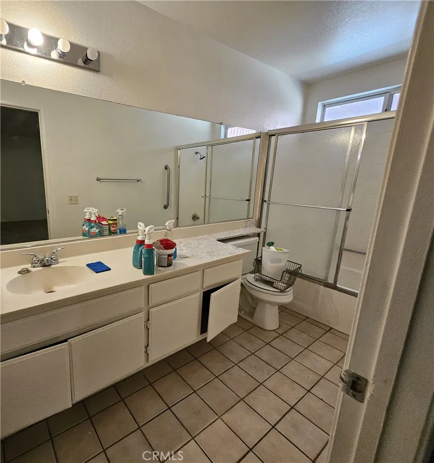 10966 Willow Lane, Adelanto, California 92301 home-pic-23