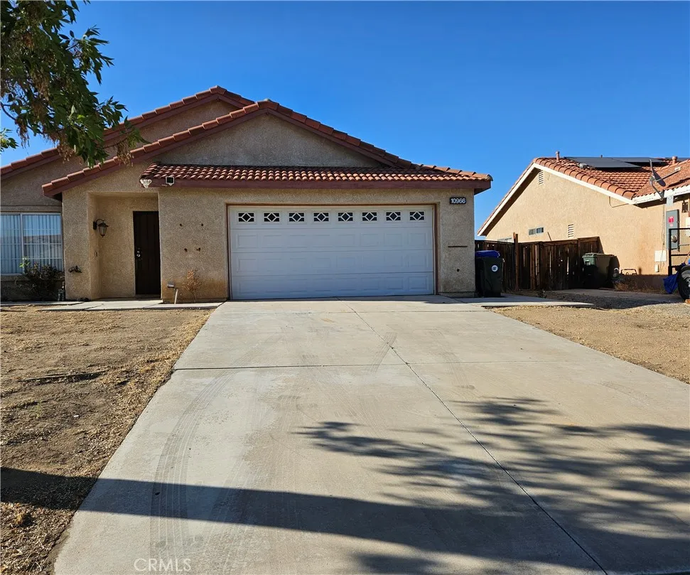 10966 Willow Lane, Adelanto, California 92301 home-pic-3