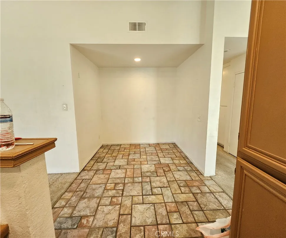 10966 Willow Lane, Adelanto, California 92301 home-pic-10