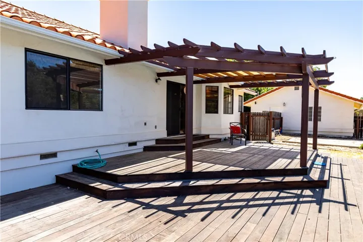2911 Gilead Lane, Paso Robles, California 93446