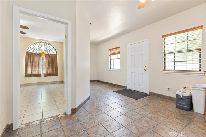 2911 Gilead Lane, Paso Robles, California 93446
