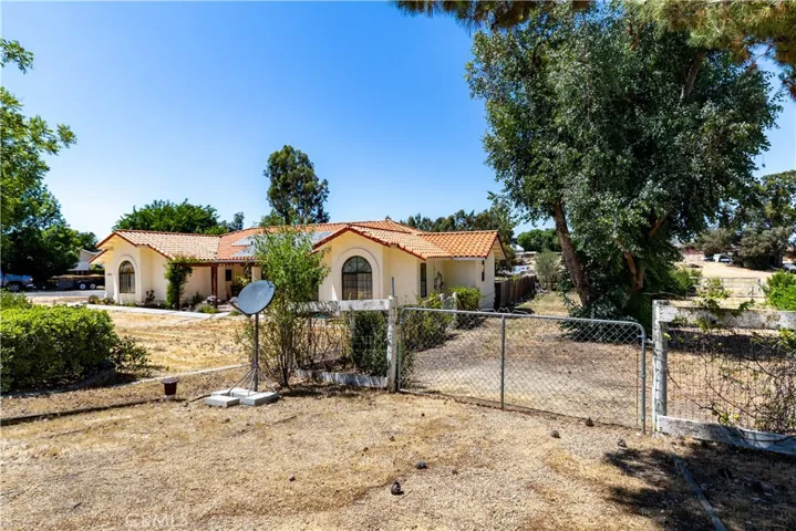 2911 Gilead Lane, Paso Robles, California 93446