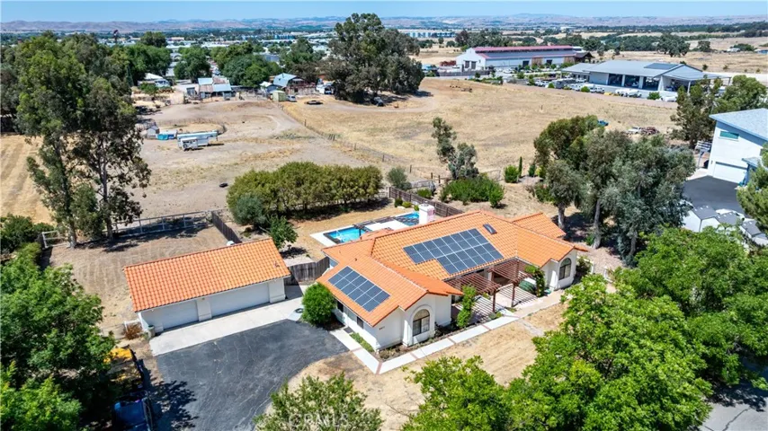 2911 Gilead Lane, Paso Robles, California 93446
