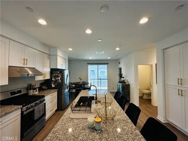 2076 Caleigh Lane, Costa Mesa, California 92627