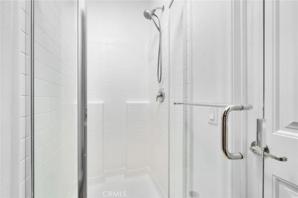 16502 Casa Grande Avenue 102, Fontana, California 92336 home-pic-20