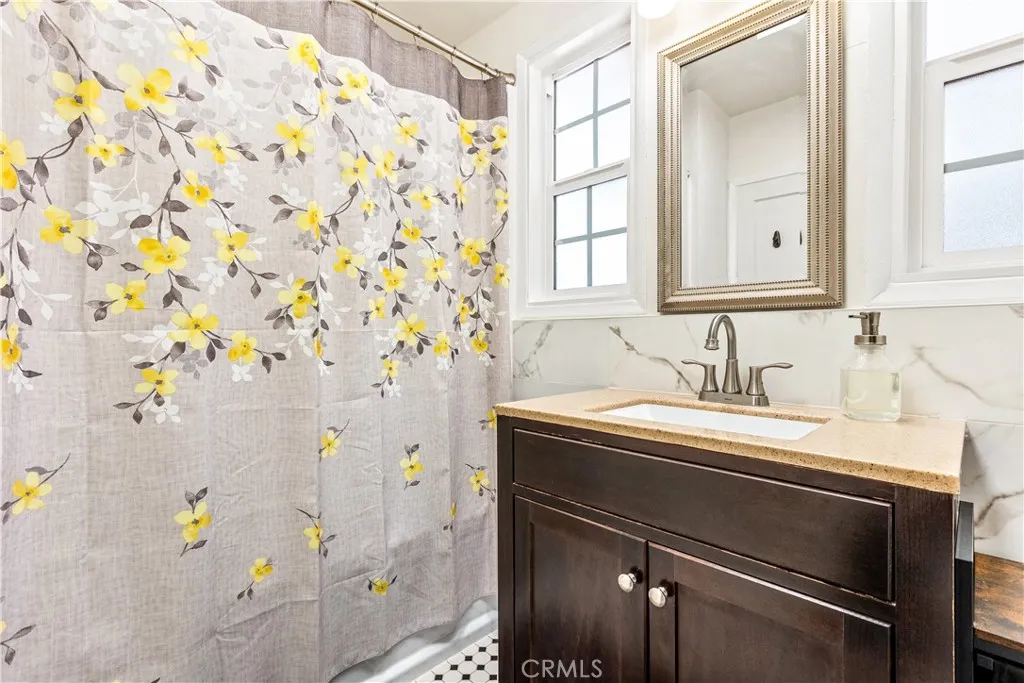 4909 El Molino Avenue, Riverside, California 92504 home-pic-26