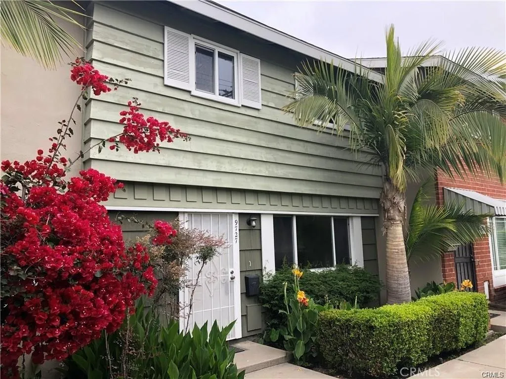 9727 Adams Ave, Huntington Beach, California 92646, 3 Bedrooms Bedrooms, ,3 BathroomsBathrooms,Residential Lease,For Rent,Adams Ave,PW25148576