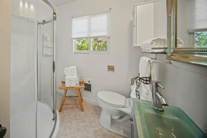 468 Gibson Avenue, Pacific Grove, California 93950