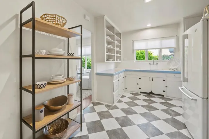468 Gibson Avenue, Pacific Grove, California 93950