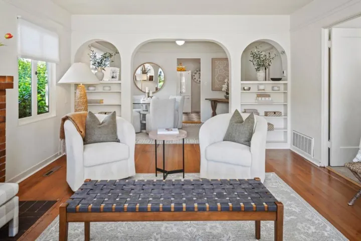 468 Gibson Avenue, Pacific Grove, California 93950