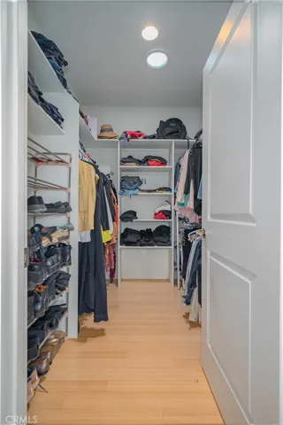 walk in closet