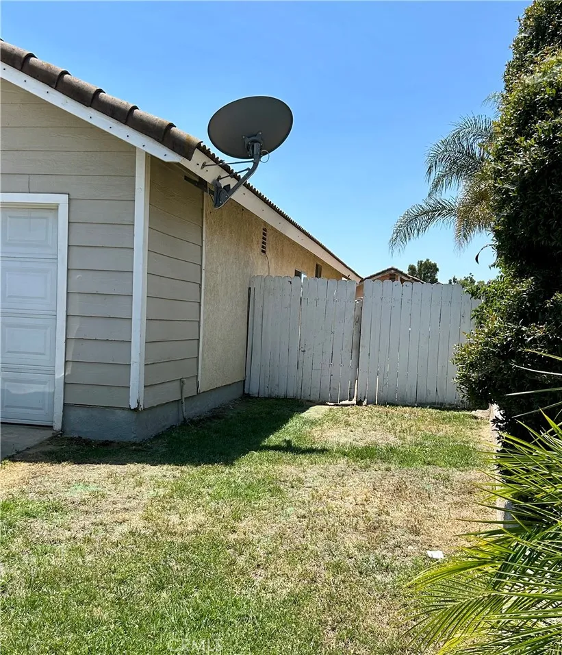 24469 Tyann Court, Moreno Valley, California 92551 home-pic-6
