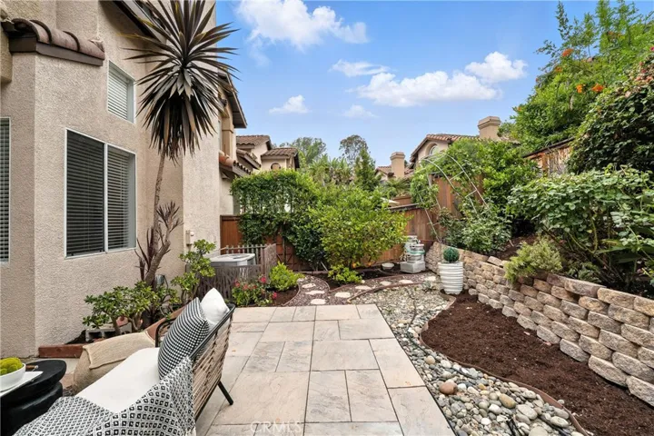 5 Pappagallo, Aliso Viejo, California 92656