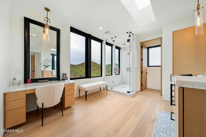 Daylight - Primary Bathroom