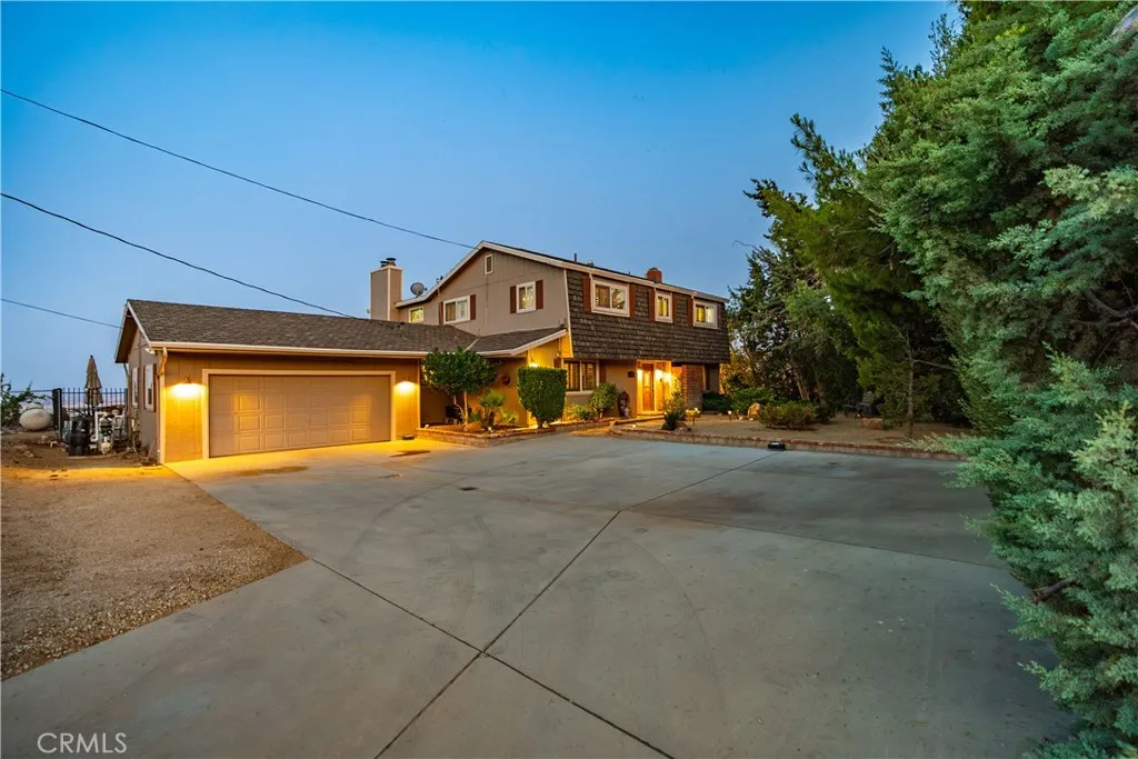 35870 Tierra Subida Avenue, Palmdale, California 93551 home-pic-11