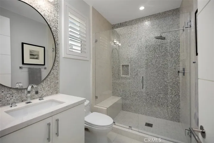 1st floor attached bathroom