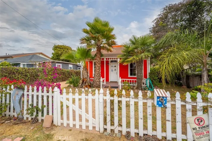 1780 Paso Robles Street, Oceano, California 93445