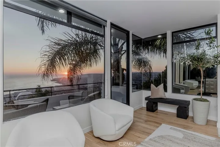 1195 La Mirada Street, Laguna Beach, California 92651
